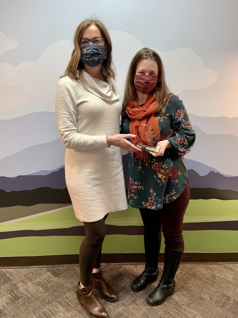 At left: Amy Knapton Vega, Executive Director at Vanessa Behan. At right: Erin Whitehead, Epidemiologist at Spokane Regional Health District with her Heart of Gold award.